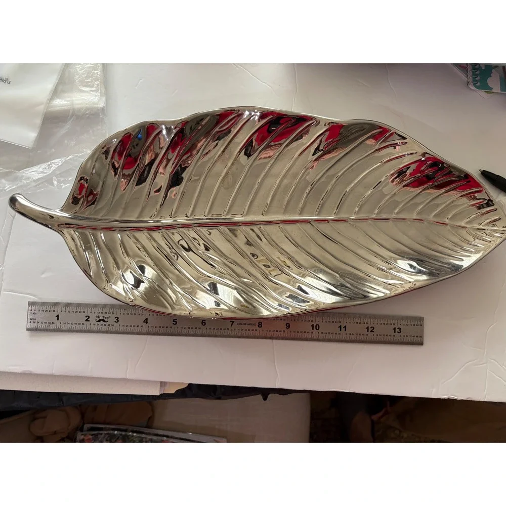 Silver Porcelain‎ Leaf Serving Tray Metallic Decorative Platter Dishwasher Safe